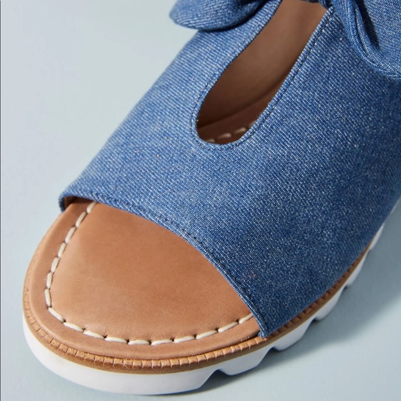 New Bernardo Alice Denim Bow Slide Sandals - Picture 4 of 7